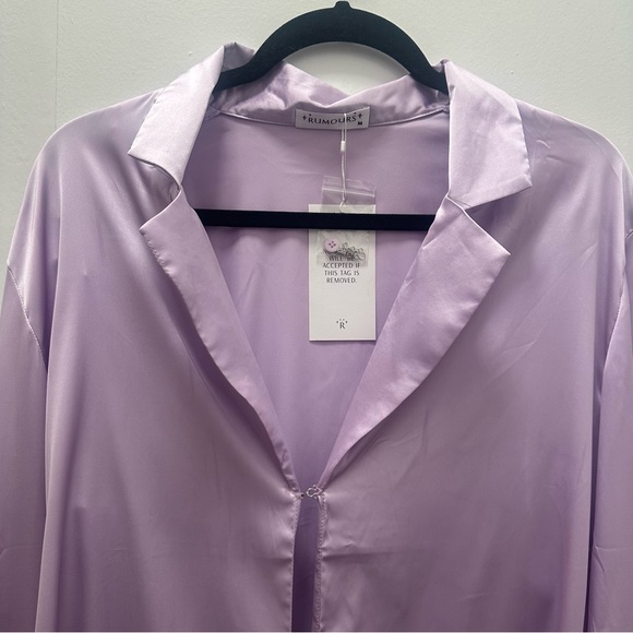 NWT Rumored Lilac blazer-style silk top - Picture 3 of 3